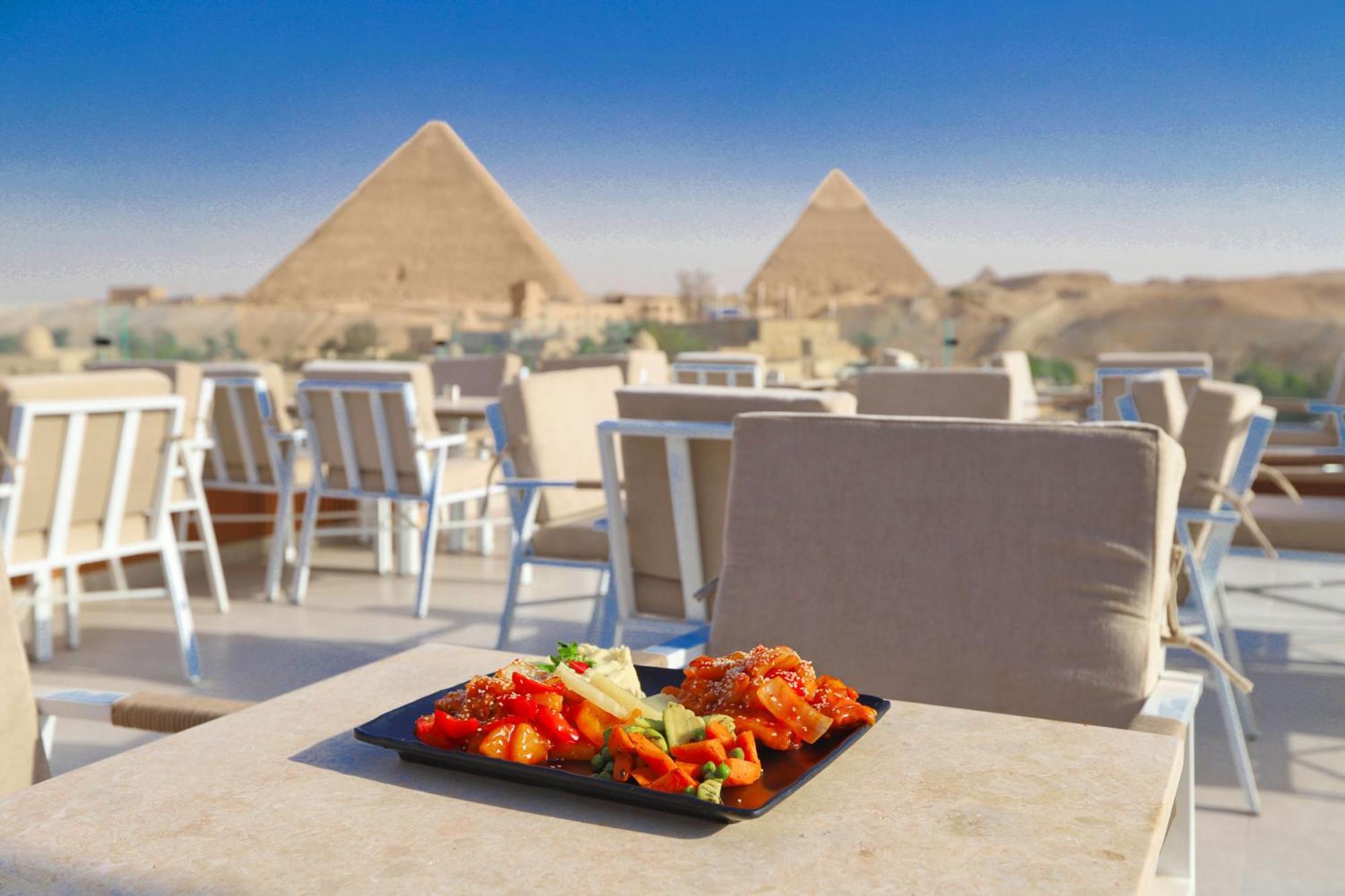 Gaia Pyramids Hotel Kafret el-Gabal المظهر الخارجي الصورة