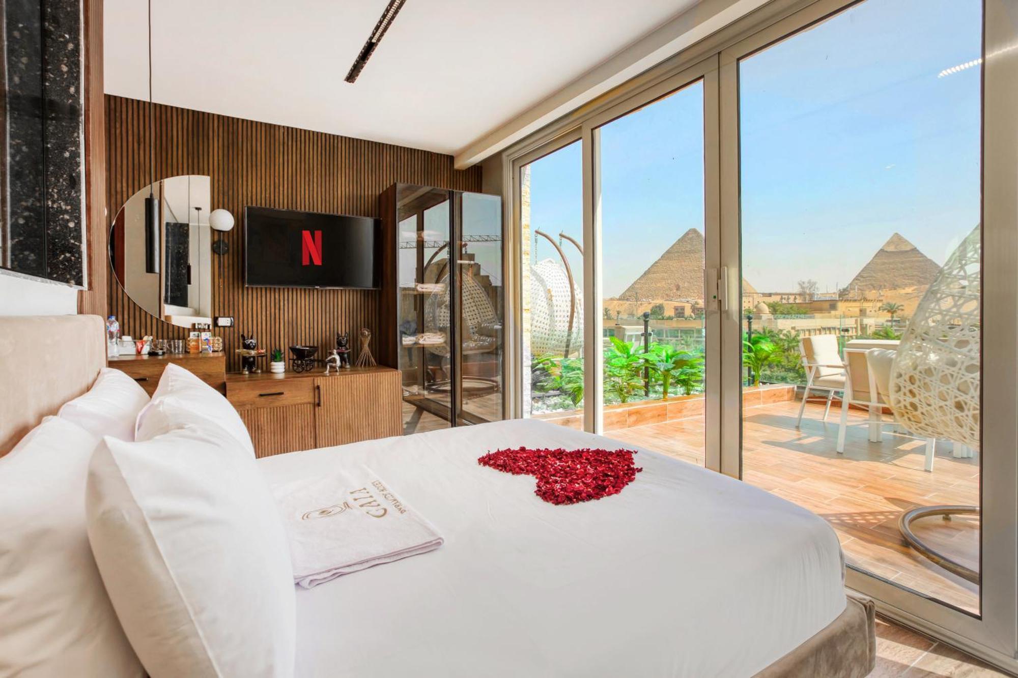 Gaia Pyramids Hotel Kafret el-Gabal المظهر الخارجي الصورة