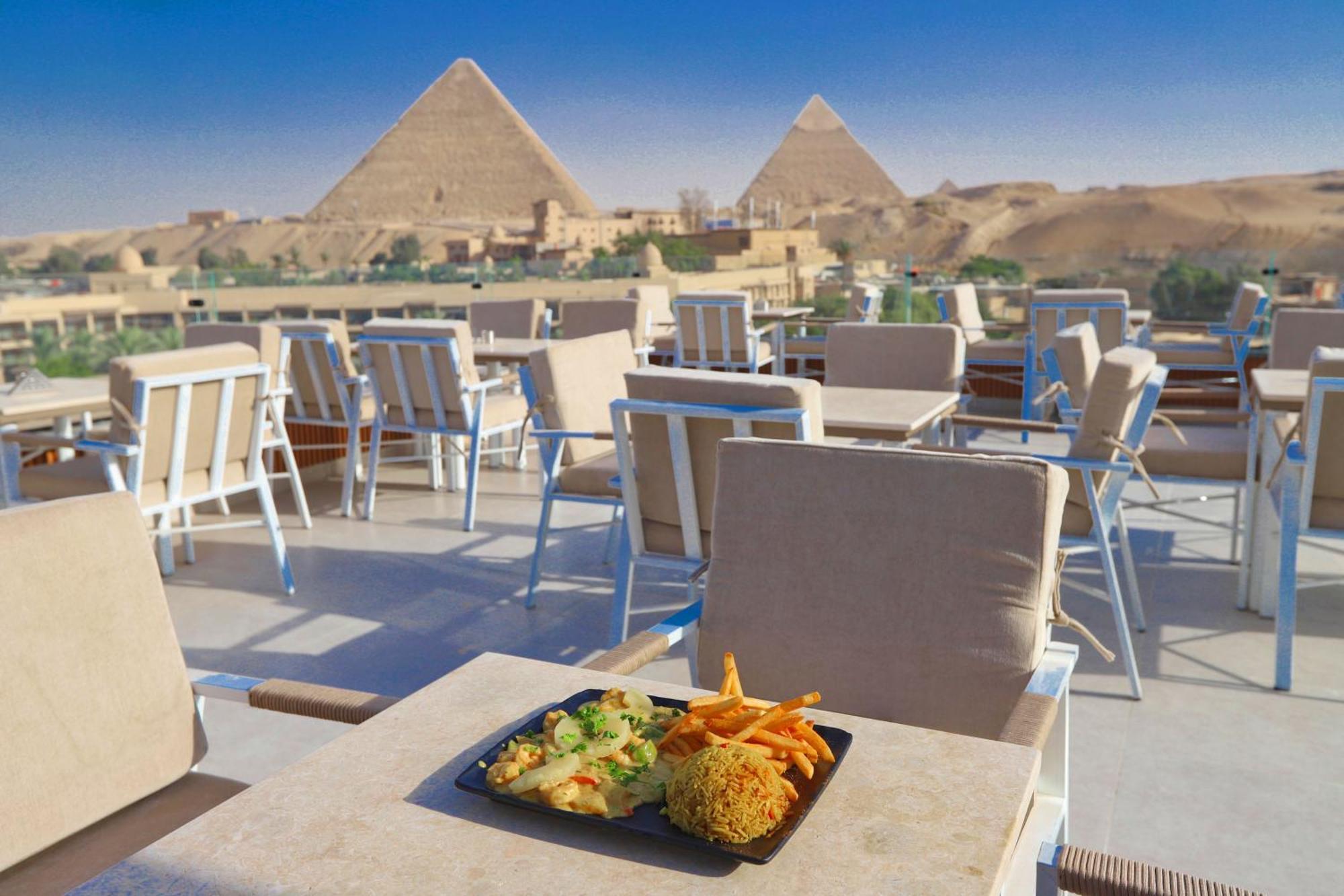 Gaia Pyramids Hotel Kafret el-Gabal المظهر الخارجي الصورة