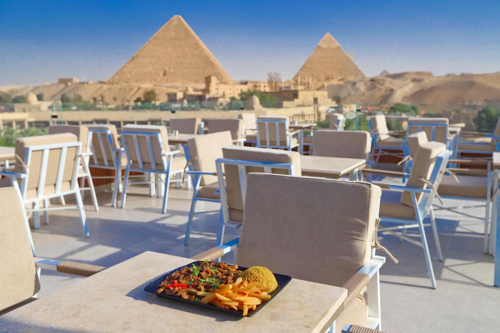Gaia Pyramids Hotel Kafret el-Gabal المظهر الخارجي الصورة