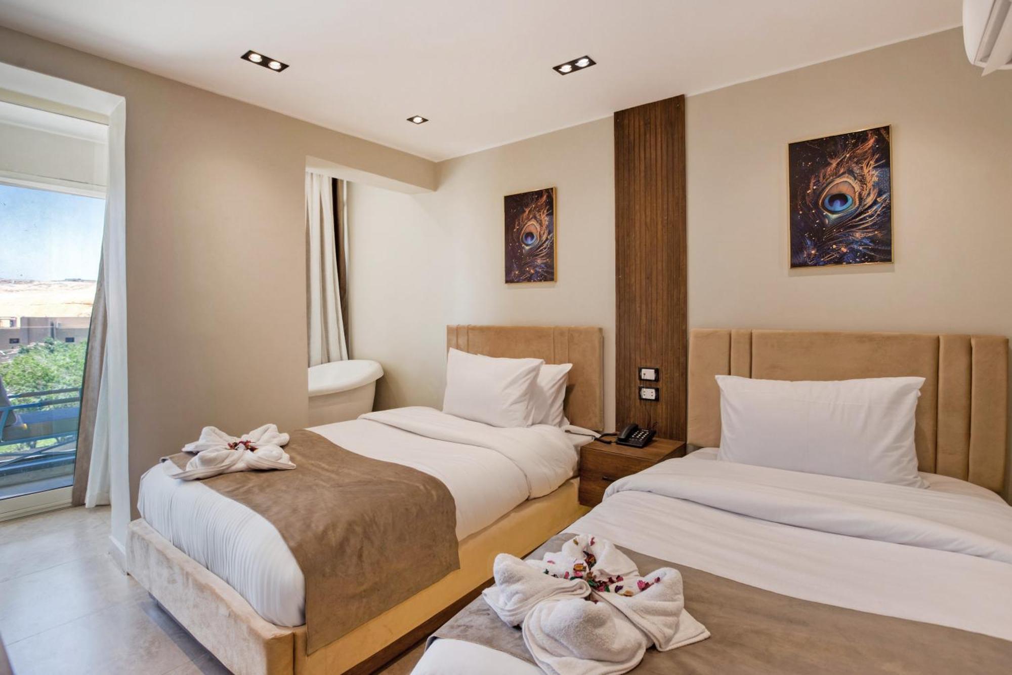 Gaia Pyramids Hotel Kafret el-Gabal المظهر الخارجي الصورة