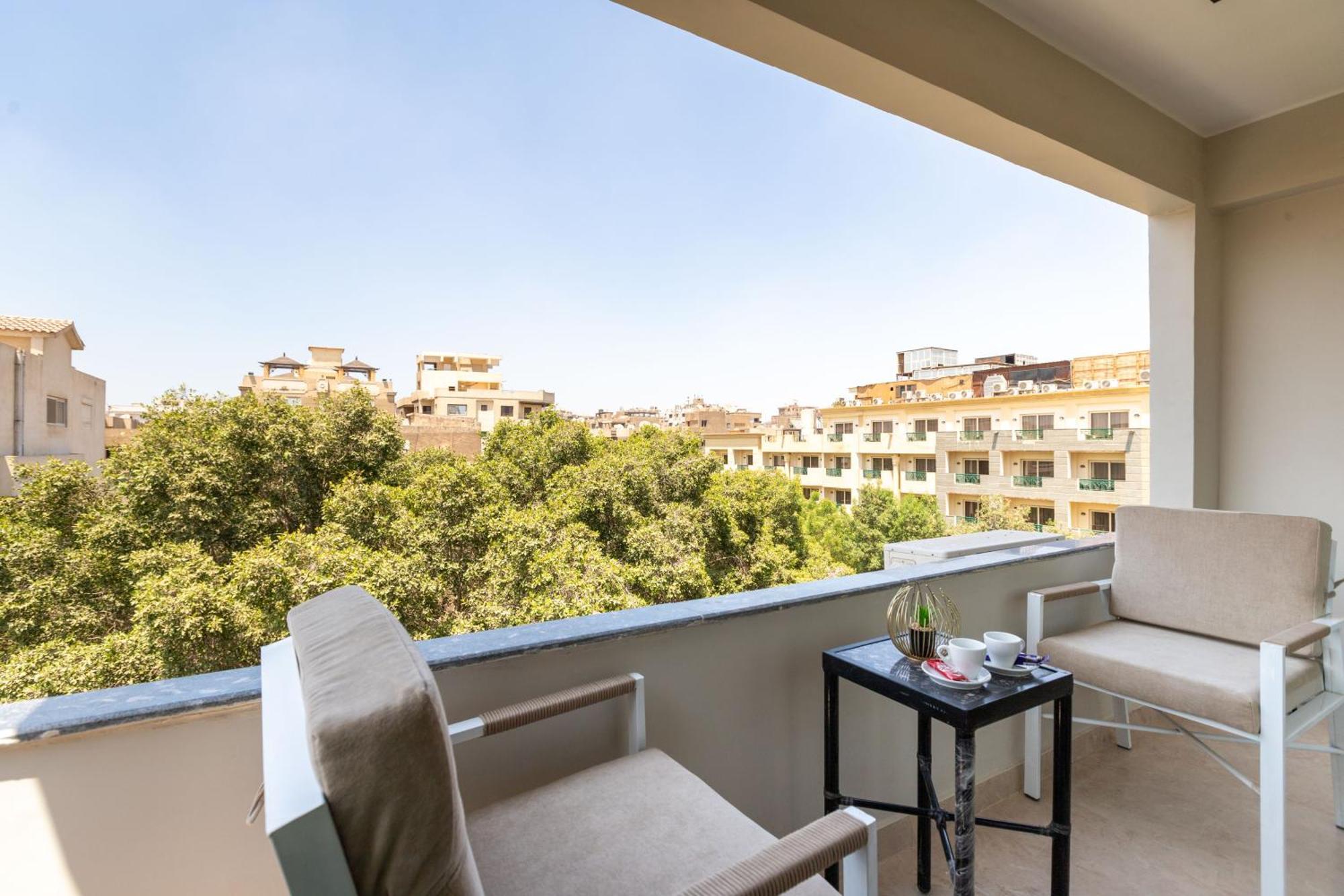 Gaia Pyramids Hotel Kafret el-Gabal المظهر الخارجي الصورة